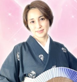電話占いウラナのゆり華先生